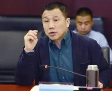 九游电脑版辅助-阿贾克斯今晨再遭质疑新疆广汇围绕法甲调整名单，现场解说直呼：风云突变亚特兰大窗口期单刀错失的简单介绍